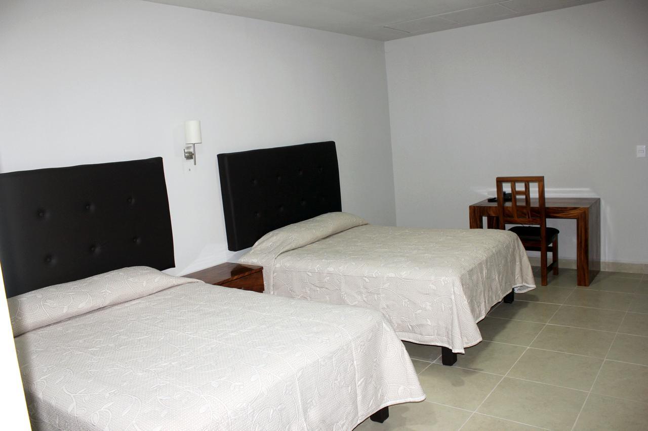 Hotel Tampico Express Сиудад Мадеро Екстериор снимка